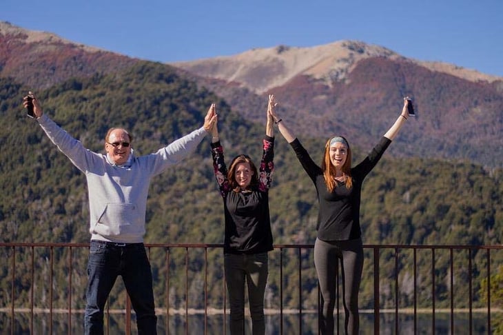 What are the Basic Requirements for Teaching English in Argentina?