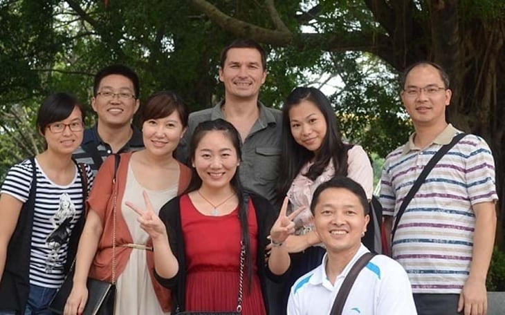 Staying in the Shenzhen Shade - Teaching English in China