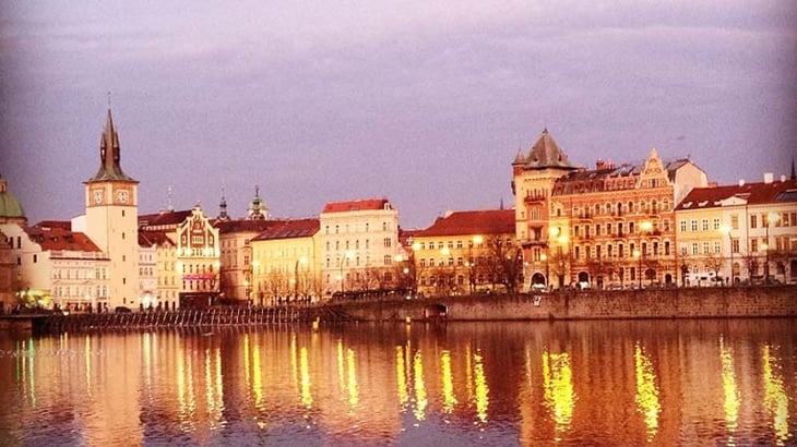 What If Teaching English Isn’t Your Dream Job!? Lessons from a Prague TEFL Teacher