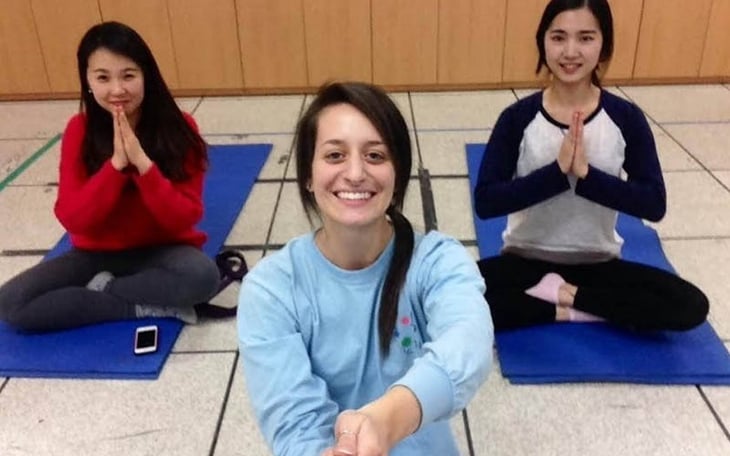 Discover Ways to Teach and Practice Yoga While Teaching English Abroad
