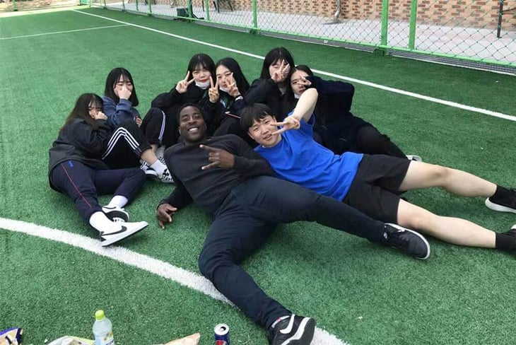 What is a Hagwon for Teaching English in South Korea?