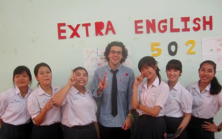 Tha Bo, Thailand English Teaching Q & A with Robert Sohigian