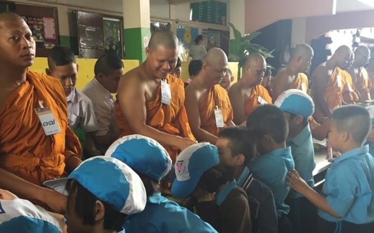 Teaching English in Chachoengsao, Thailand: Alumni Q&A with Stephanie Evangelista
