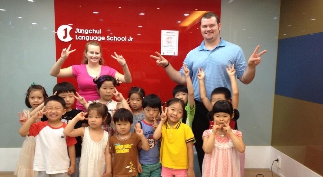 Best Tips for Teaching Abroad with Your Spouse or Significant Other