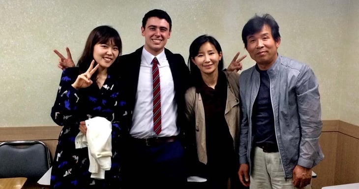 What is the Dress Code for Teaching English Abroad?