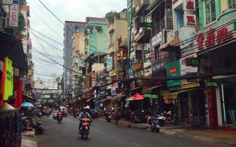 Explore Cambodia as an English teacher